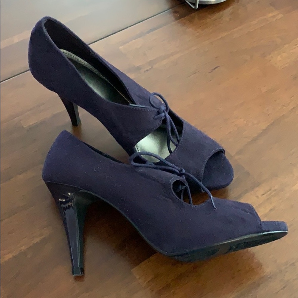 Womens shoes